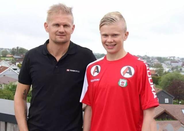 卡卢卢：斯帕莱蒂要求很高；我们可以随时切换三后卫或四后卫