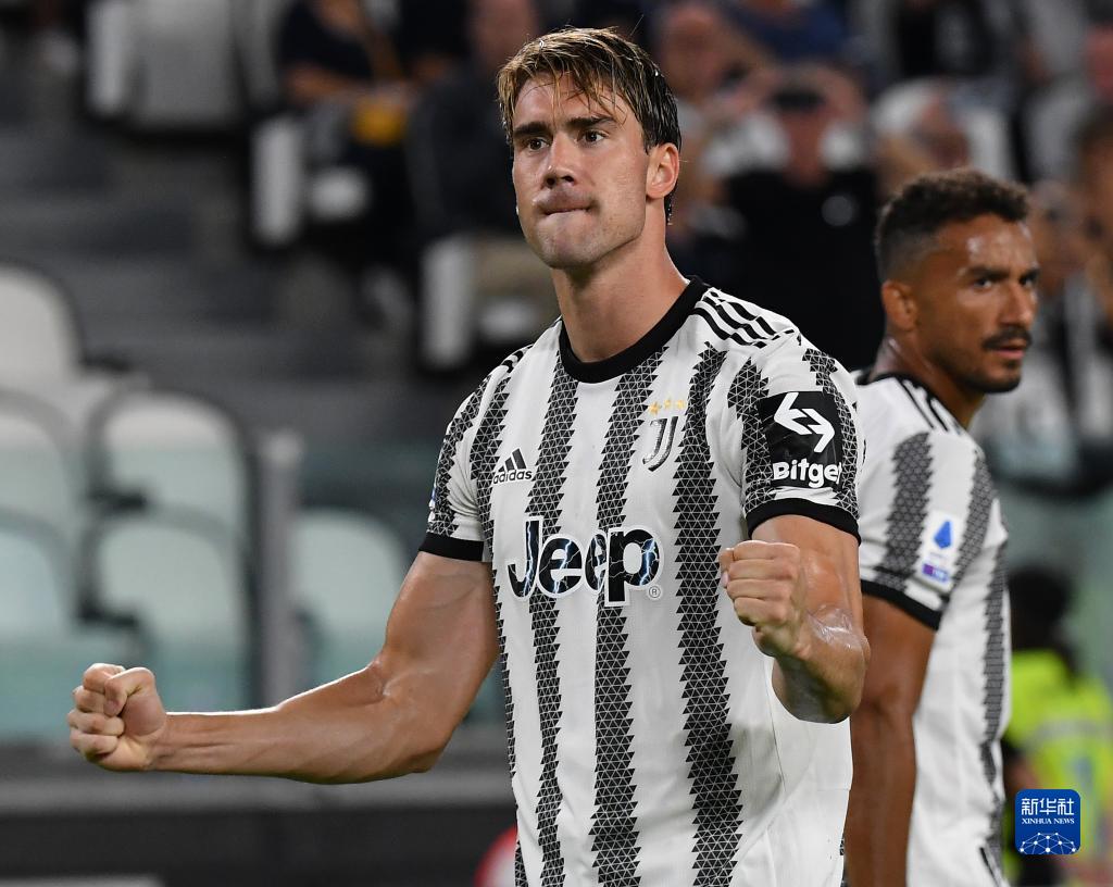 日本兵库县九名警务人员涉嫌网络赌博被捕