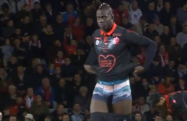 雷迪克谈里夫斯表现低迷：他扛了我们六周，消耗很大