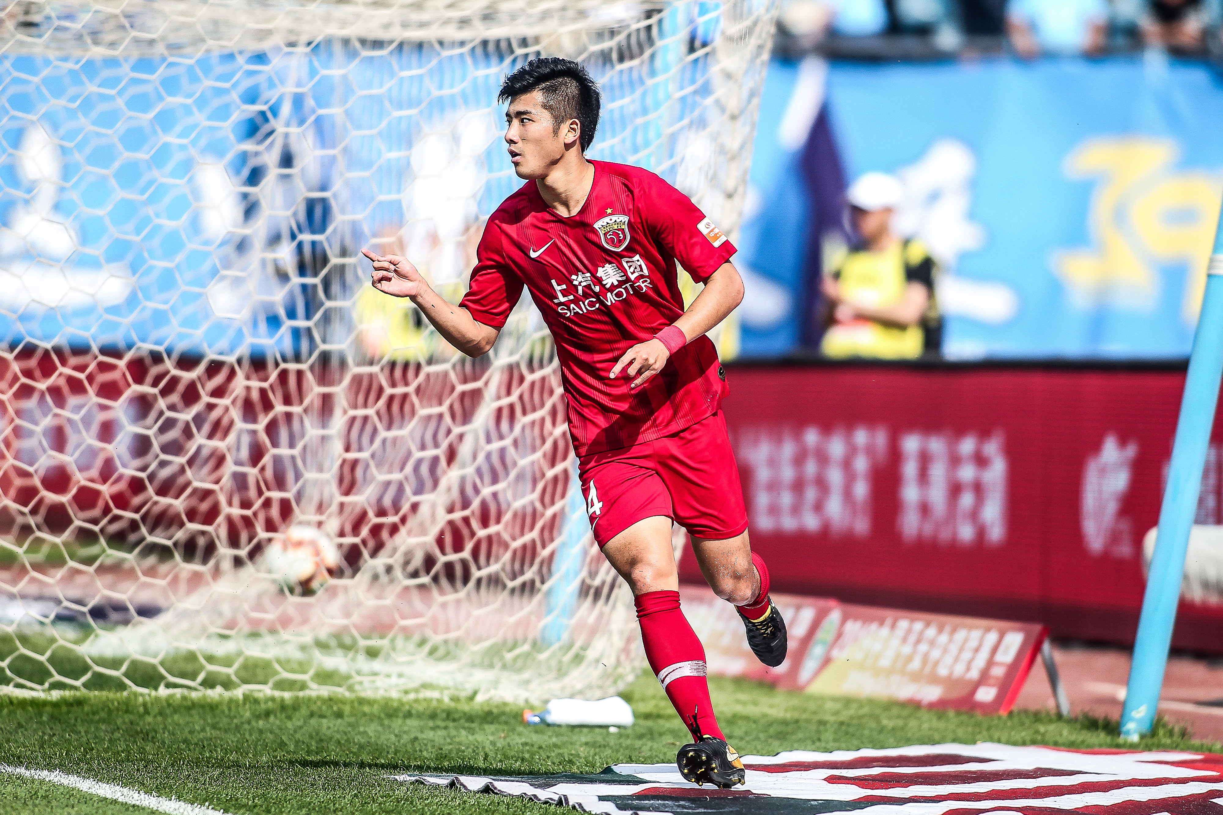 齐沃：利物浦的实力足以克服困境，我们很清楚欧冠的难度