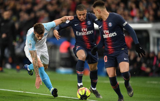 图片报：米兰对金玟哉感兴趣，在今夏就曾观察过他